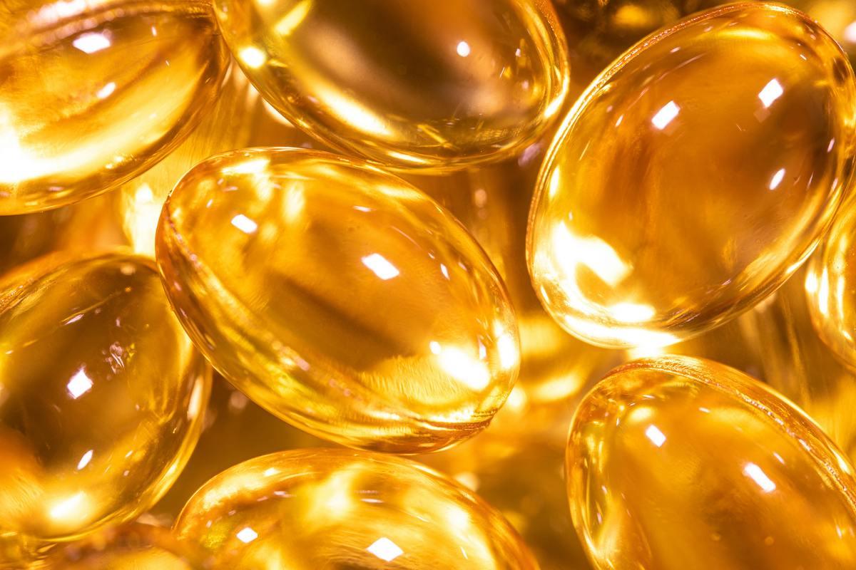 close up soft gel capsules shining under the light
